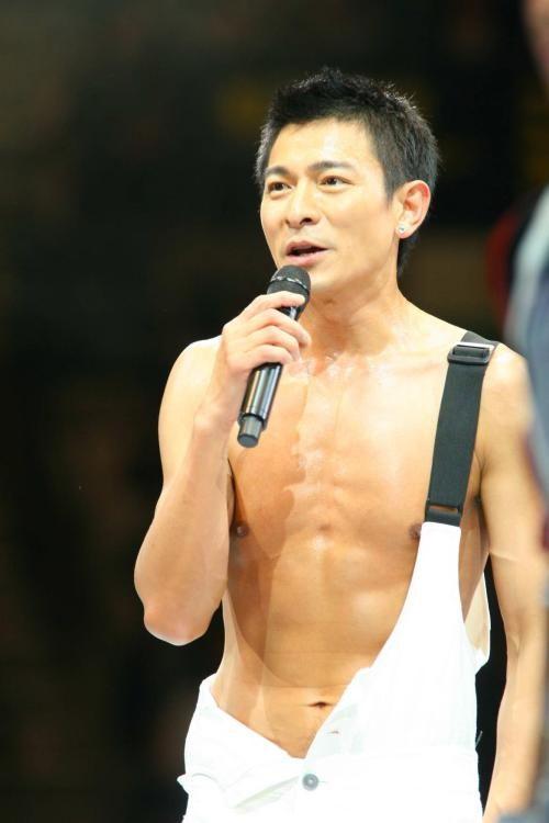 娱乐圈吃瓜刘德华,娱乐圈吃瓜界的常青树,揭秘他的瓜田传奇 第3张 娱乐圈吃瓜刘德华,娱乐圈吃瓜界的常青树,揭秘他的瓜田传奇 第3张